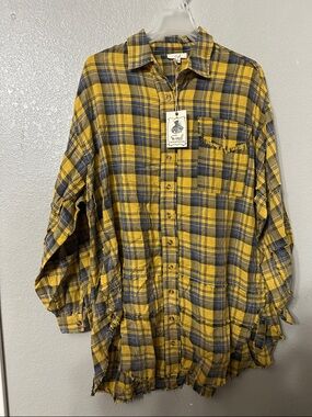 easel Yellow & Navy Plaid Button-Down Shirt